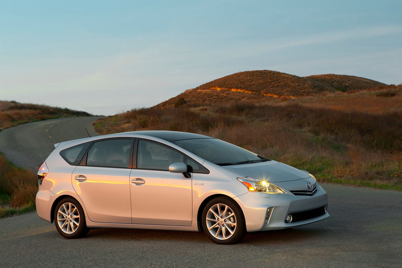 Prius v