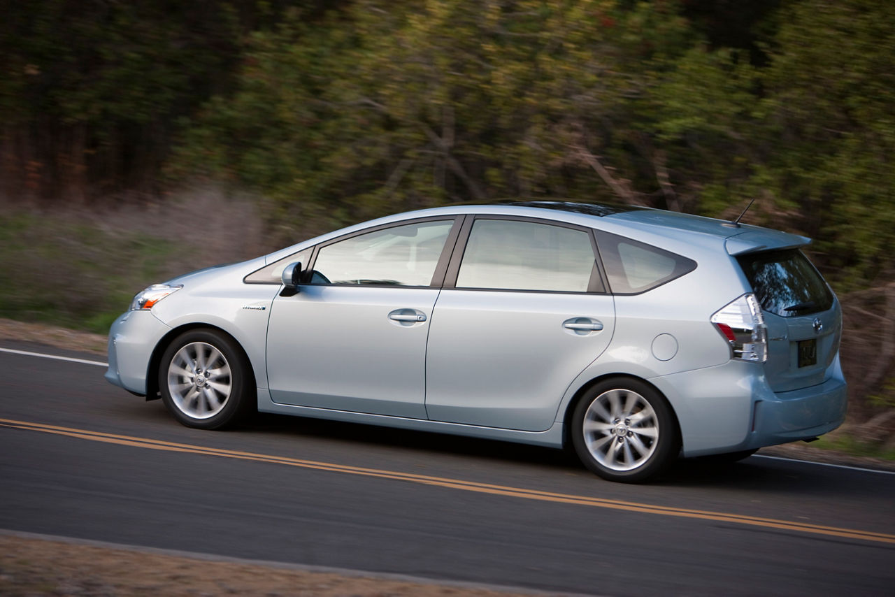 Prius v