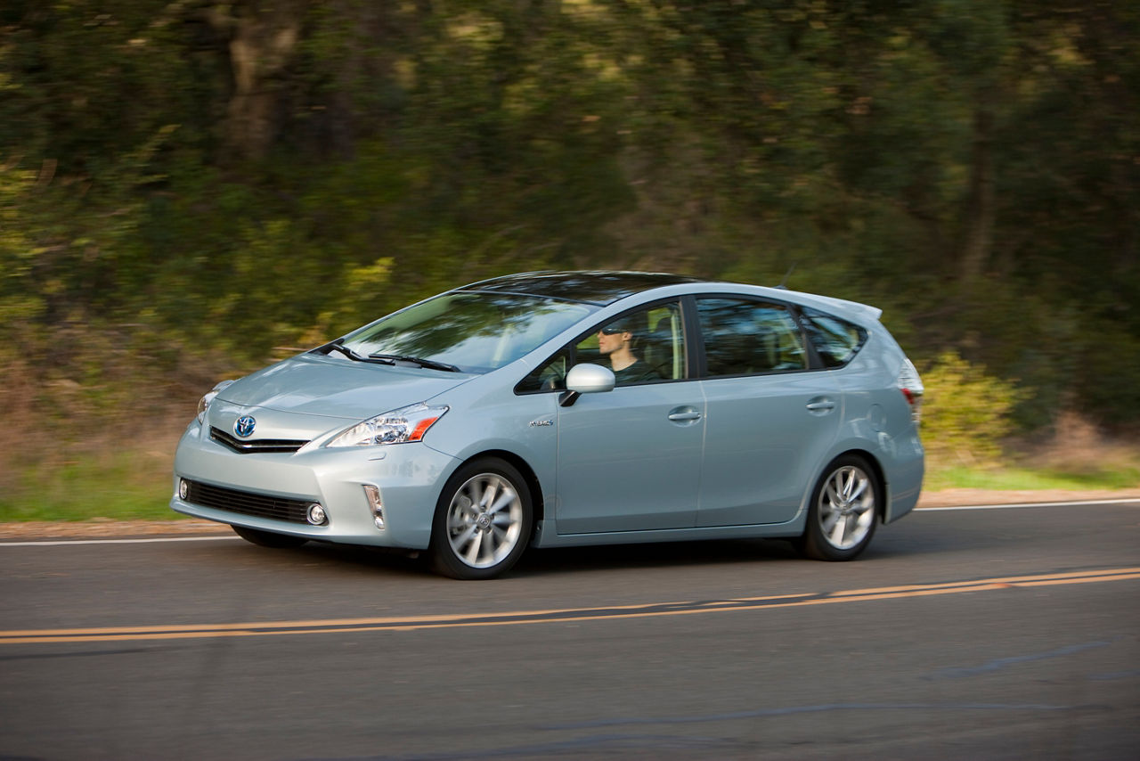 Prius v
