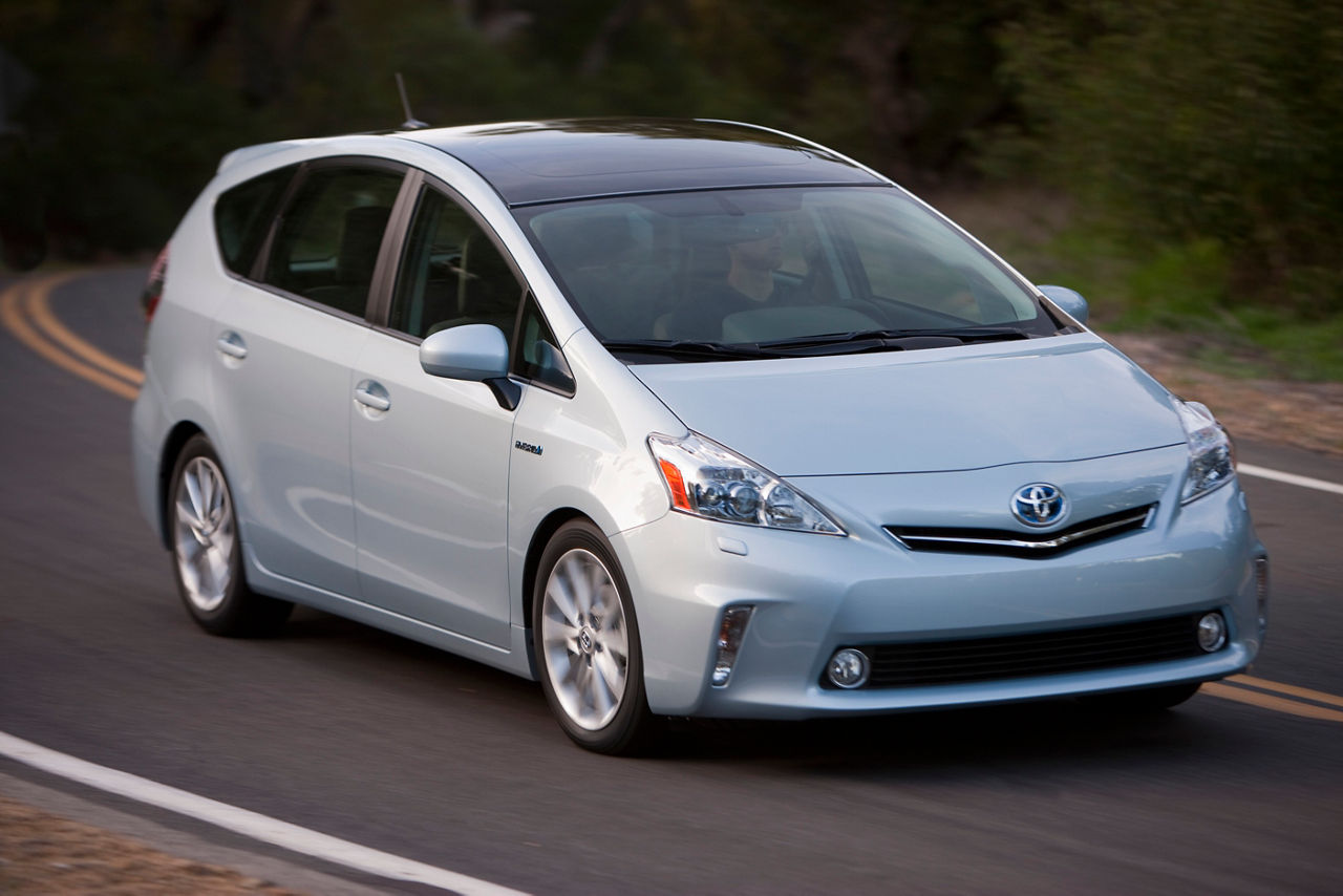 Prius v
