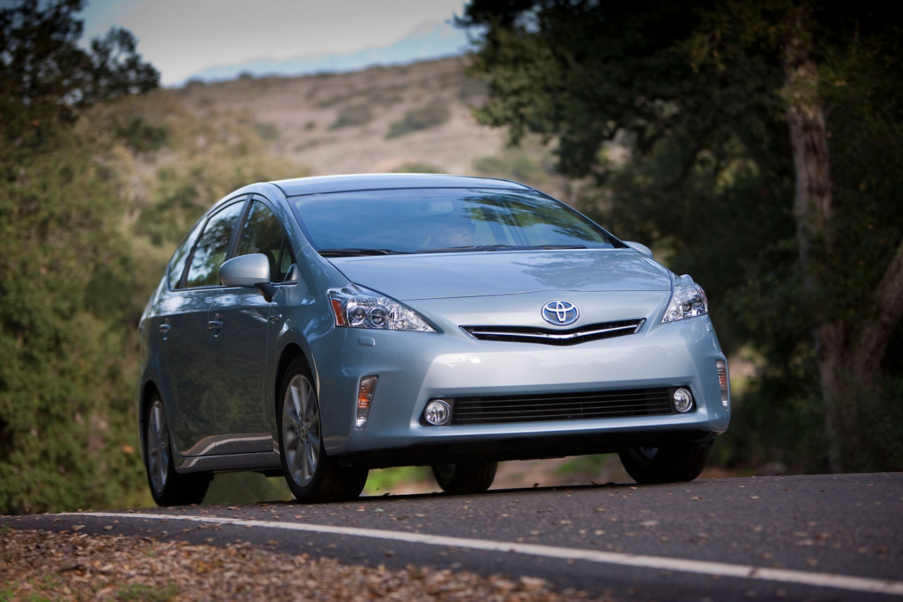 Prius v