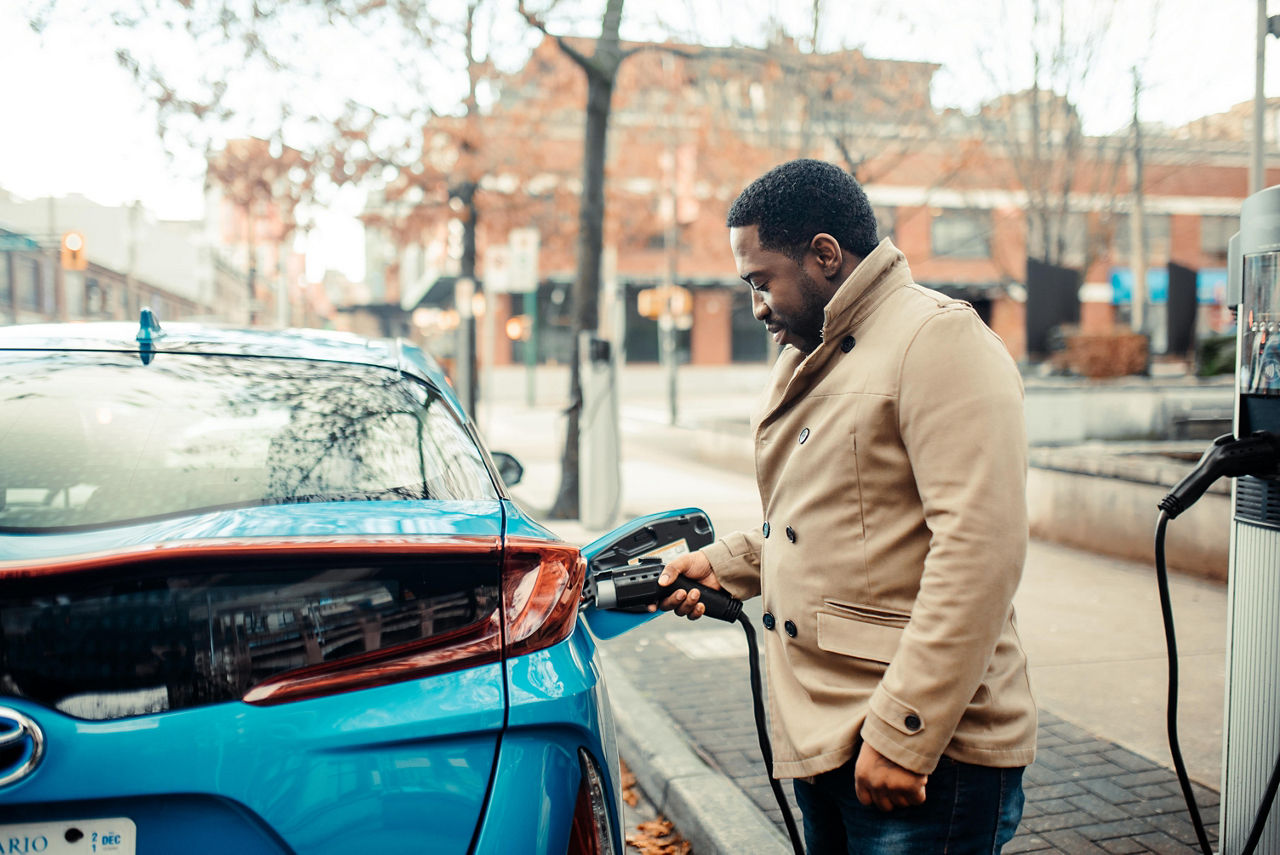 Public-EV-Charging-Station-Canada.jpg