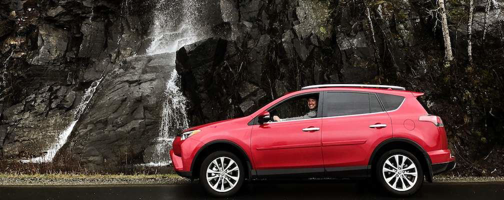Red-RAV4-In-front-of-waterfall.jpg