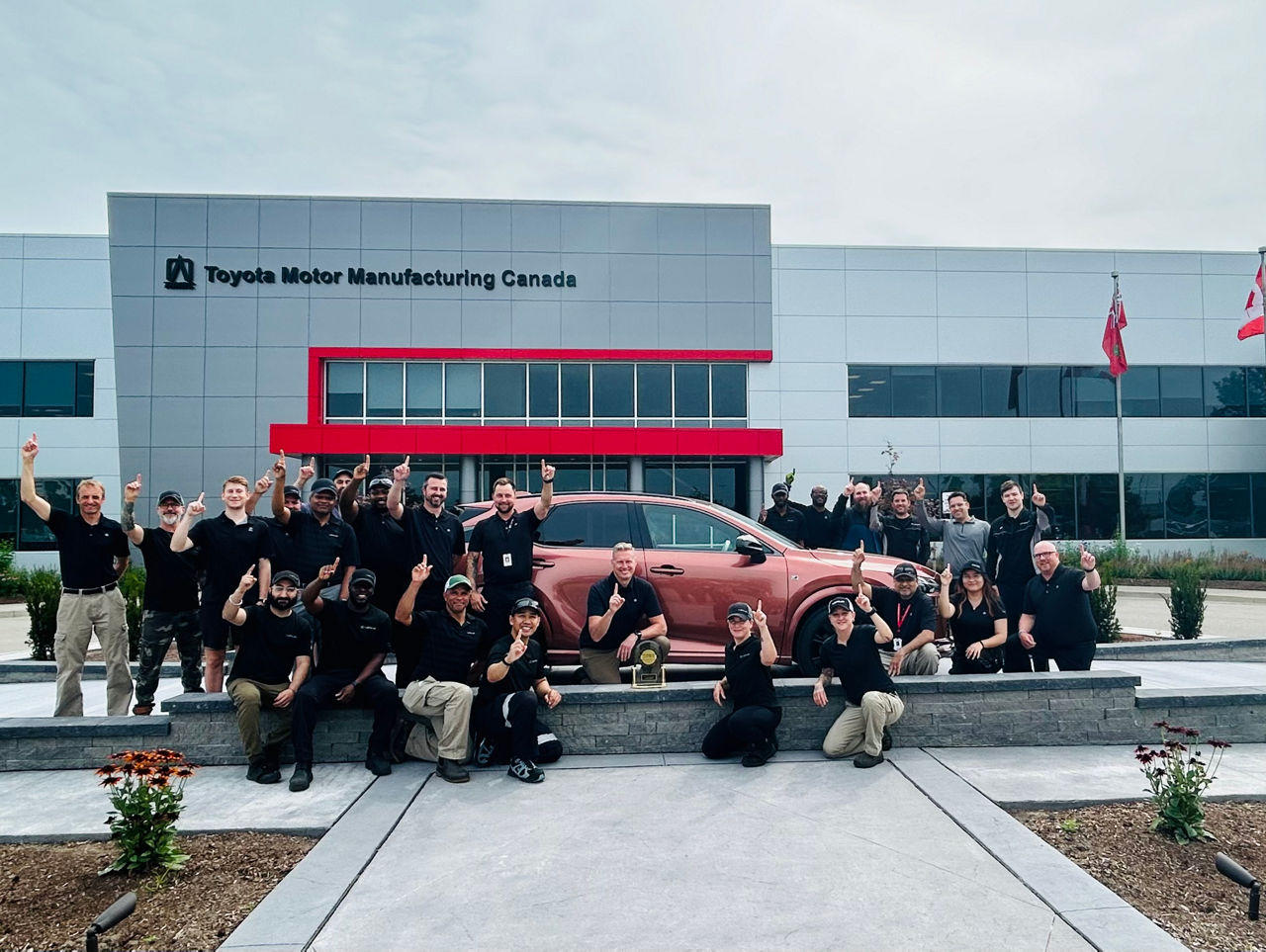 TMMC 2025 JD Power Gold   Group Photo
