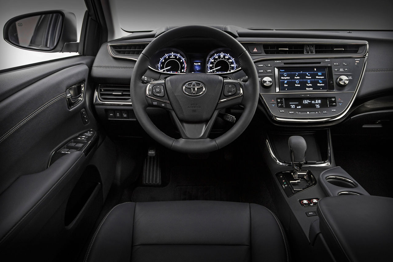 TMS-2015CAS_2016_Toyota_Avalon_003