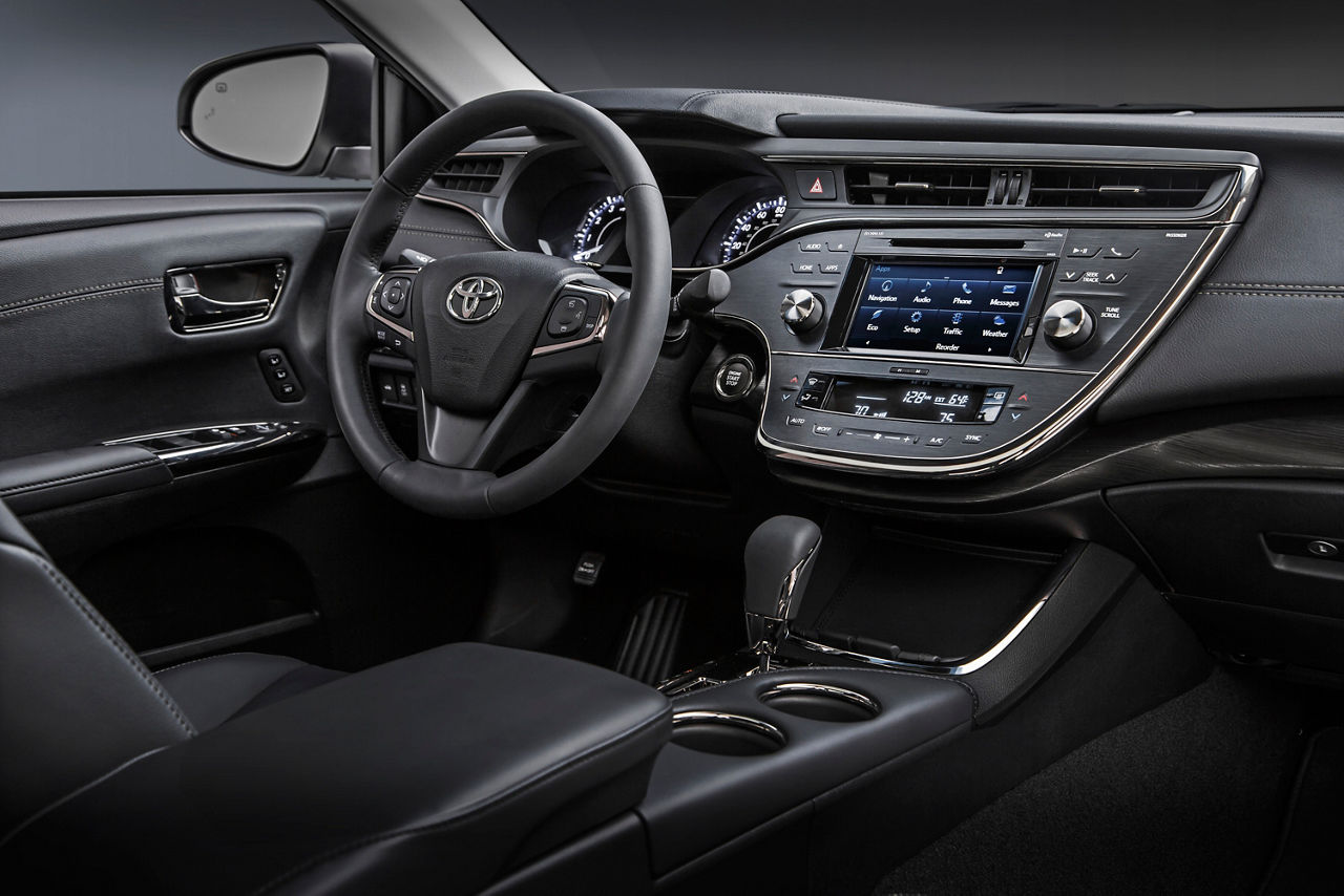 TMS-2015CAS_2016_Toyota_Avalon_006
