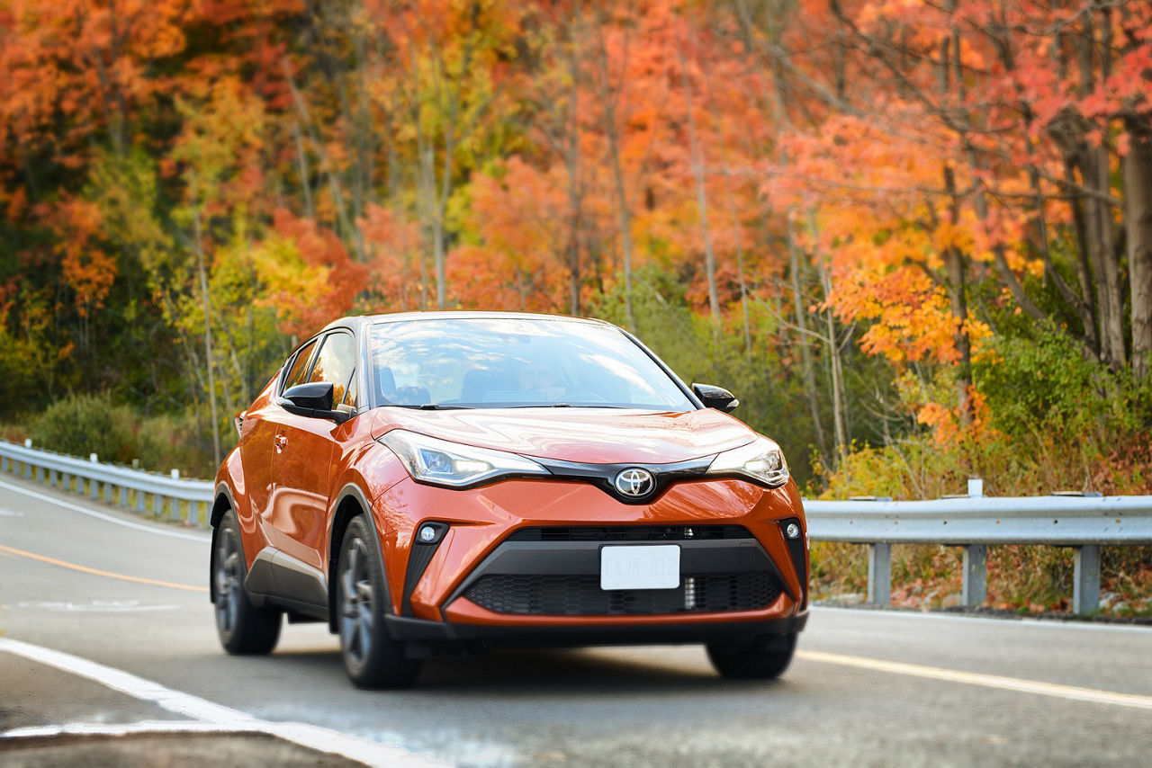 Toyota-C-HR-2020-Hot-Lava.jpg