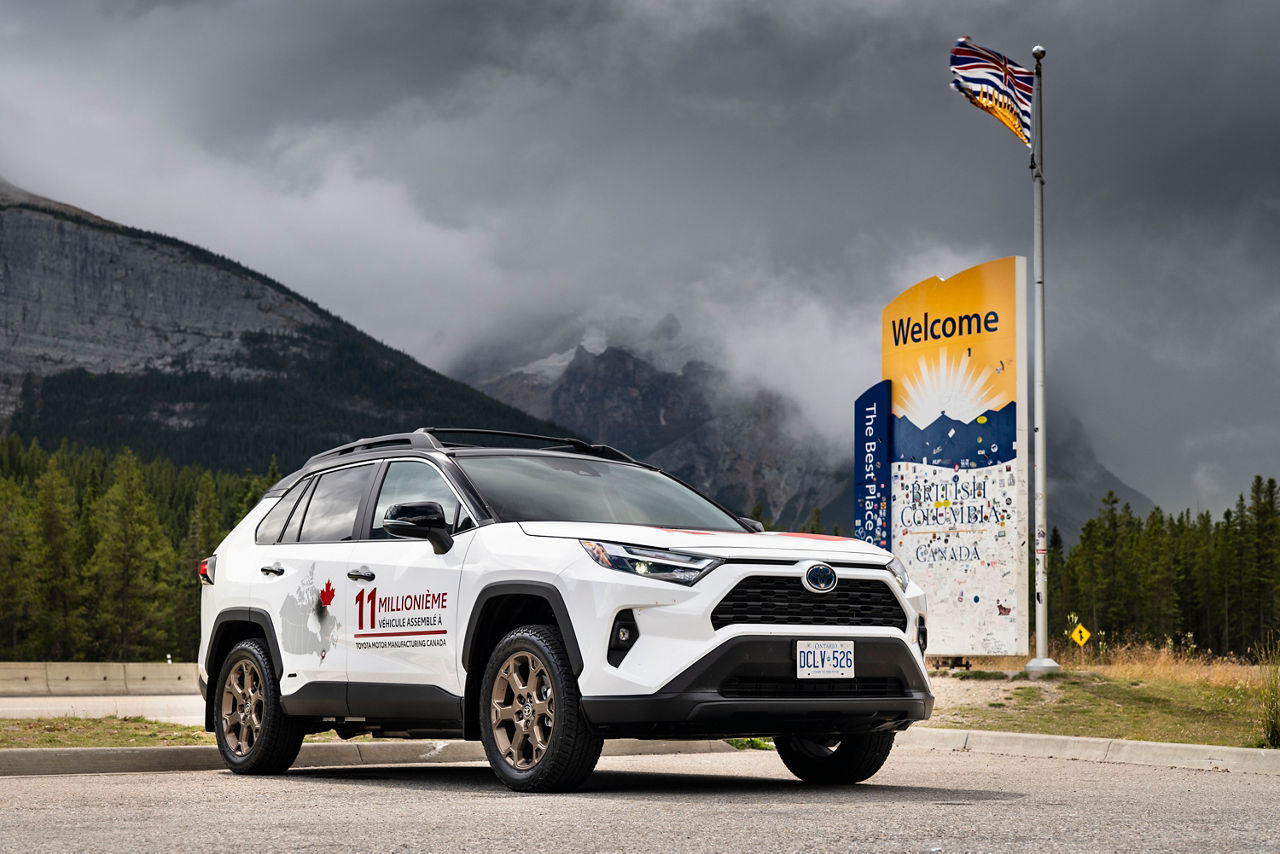 Toyota Cross Canada Drive WAVE6 016