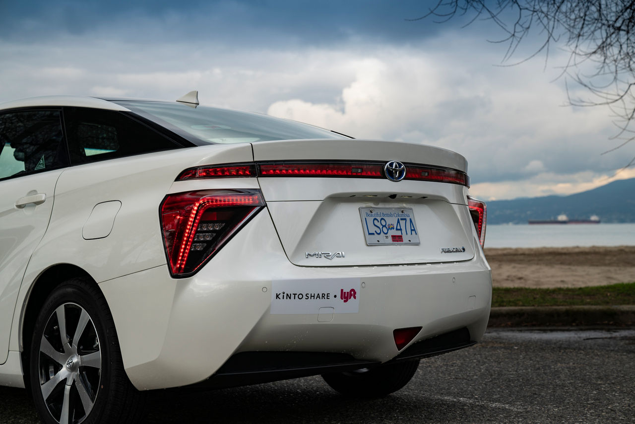 Toyota Mirai 15