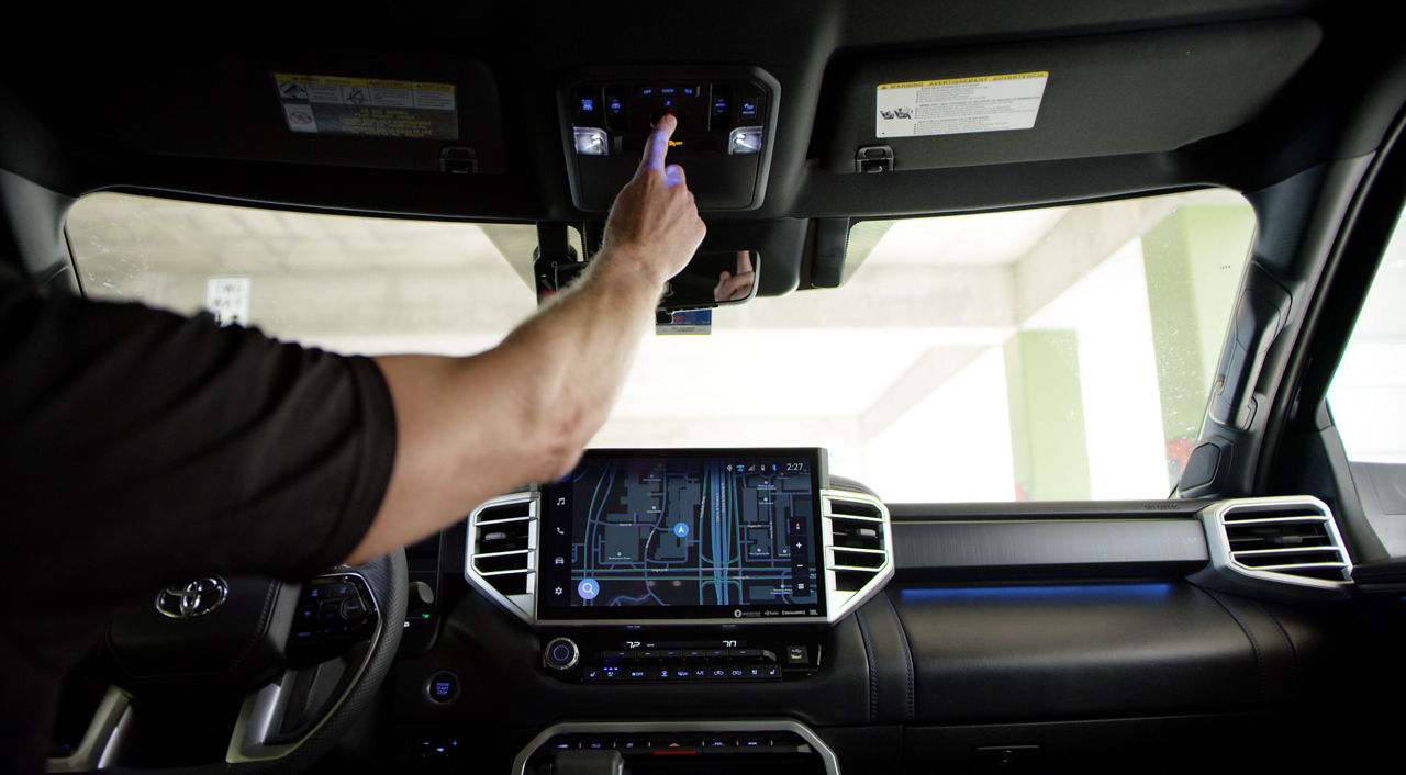 Toyota_Safety_Connect_001