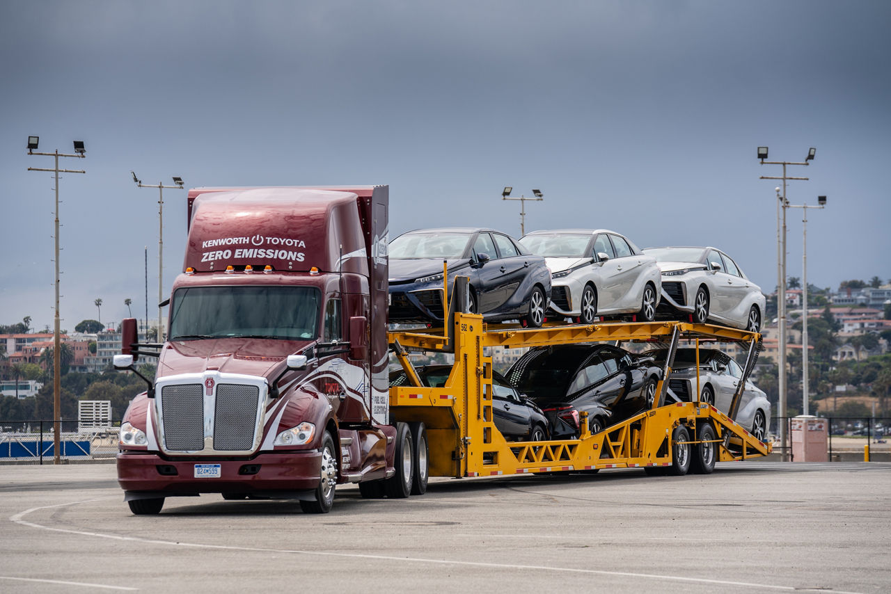 ZEV Trucking_02