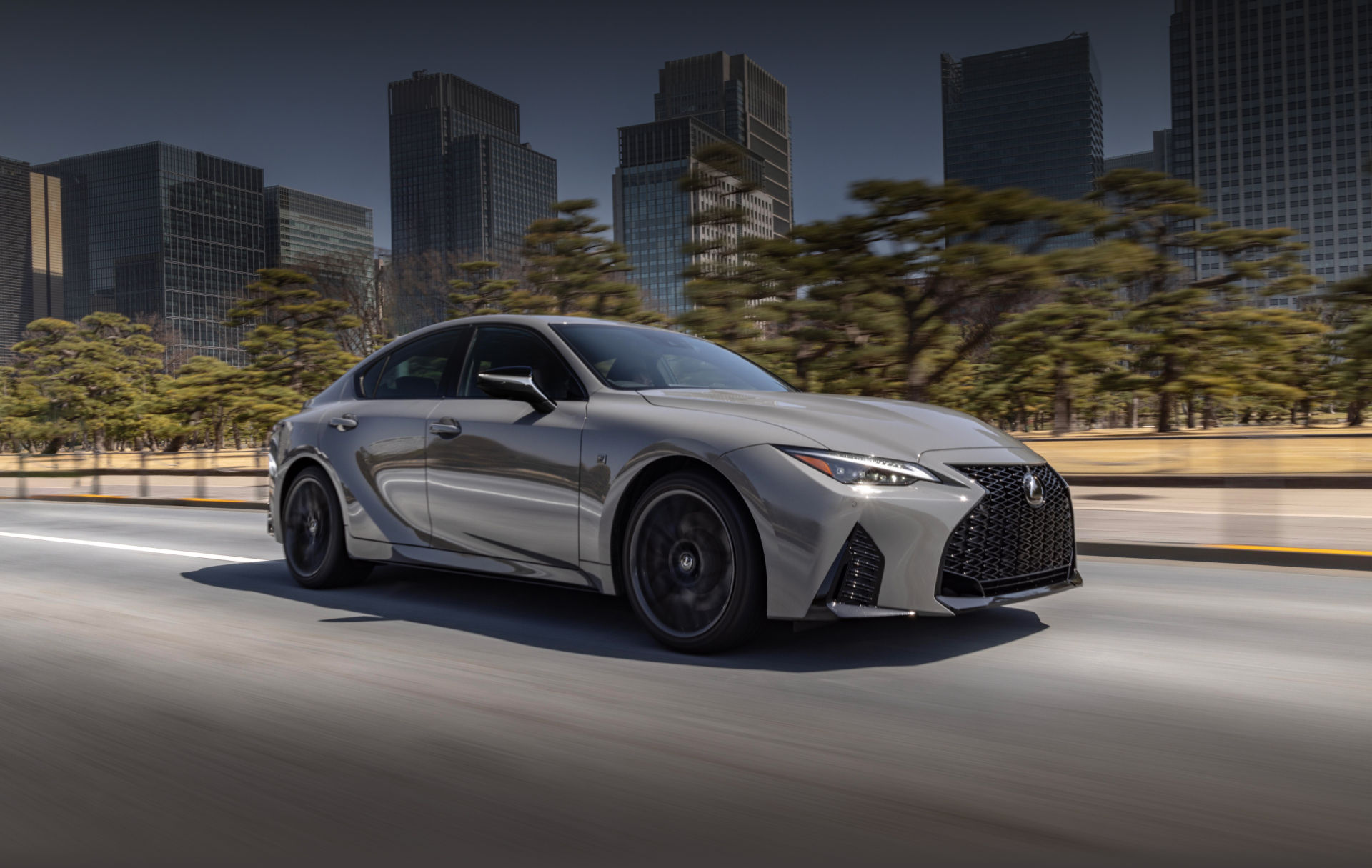 lexus-2025-is-500-fsport-hero-iridium-x