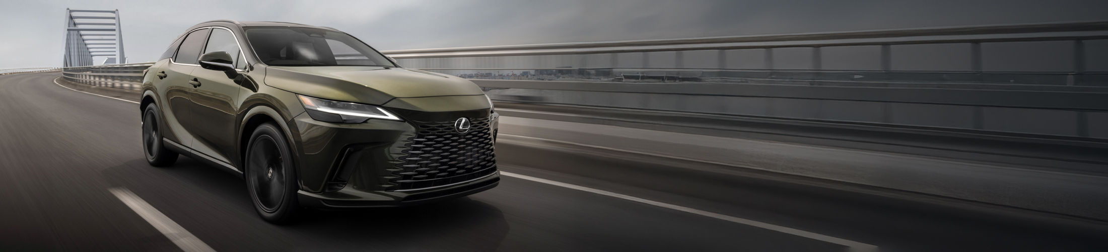 lexus-2026-cross-shop-banner-rx-350h-ultra-luxury-nori-green-pearl-l