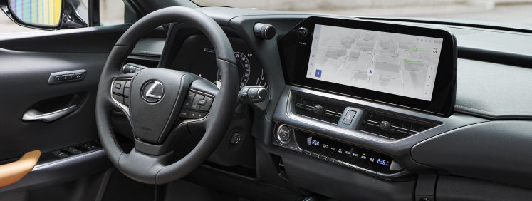 lexus-2026-features-bottom-cta-ux-300h-specs-display-screen