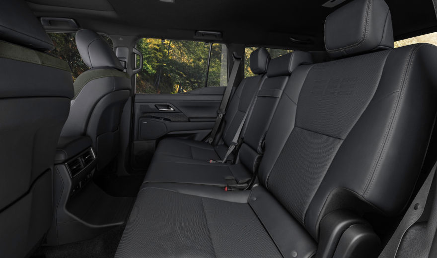 lexus-2026-features-comfort-gx-550-overtrail-black-olive-nuluxe-interior-rear-l