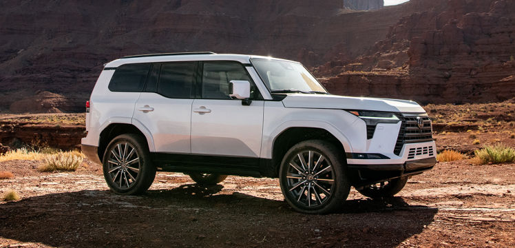 lexus-2026-features-design-gx-550-executive-eminent-white-pearl-p