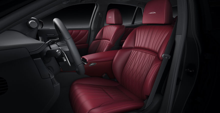 lexus-2026-features-design-ls-500-awd-heritage-edition-interior-rioja-red-seats-l