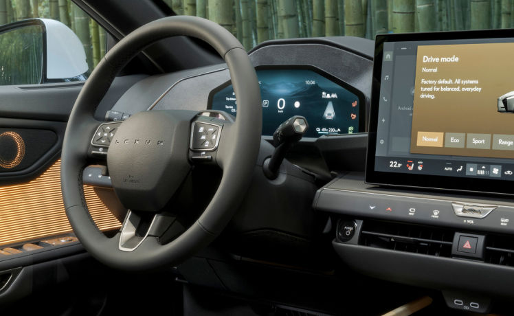 lexus-2026-features-performance-es-350e-black-interior-bamboo-layering-take-the-wheel-p