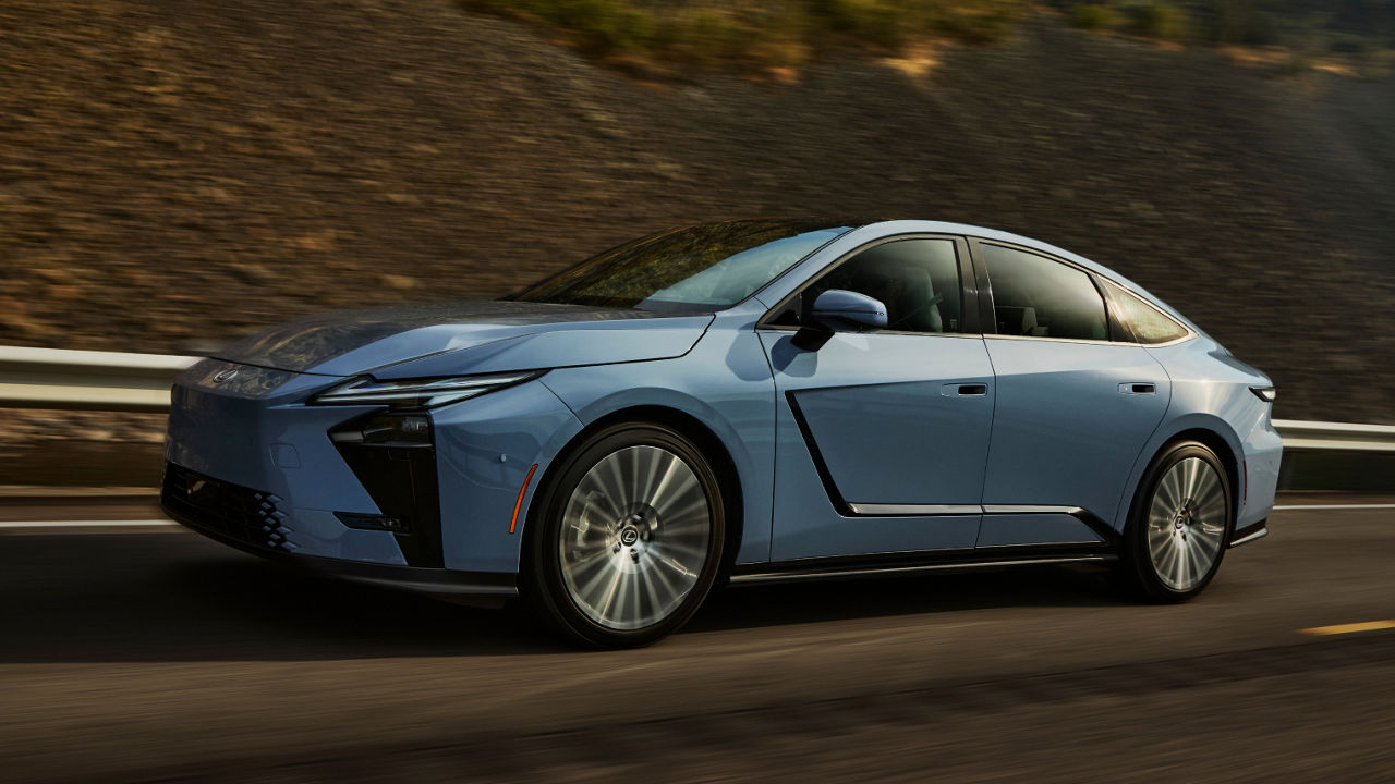 lexus-2026-features-performance-hero-es-350e-luxury-plus-wavelength-video-thumb-l