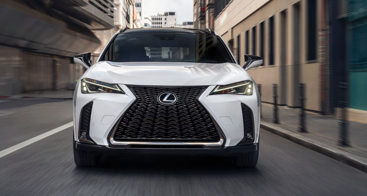 lexus-2026-features-performance-ux-300h-fsport-design-ultra-white-black-roof-front-p