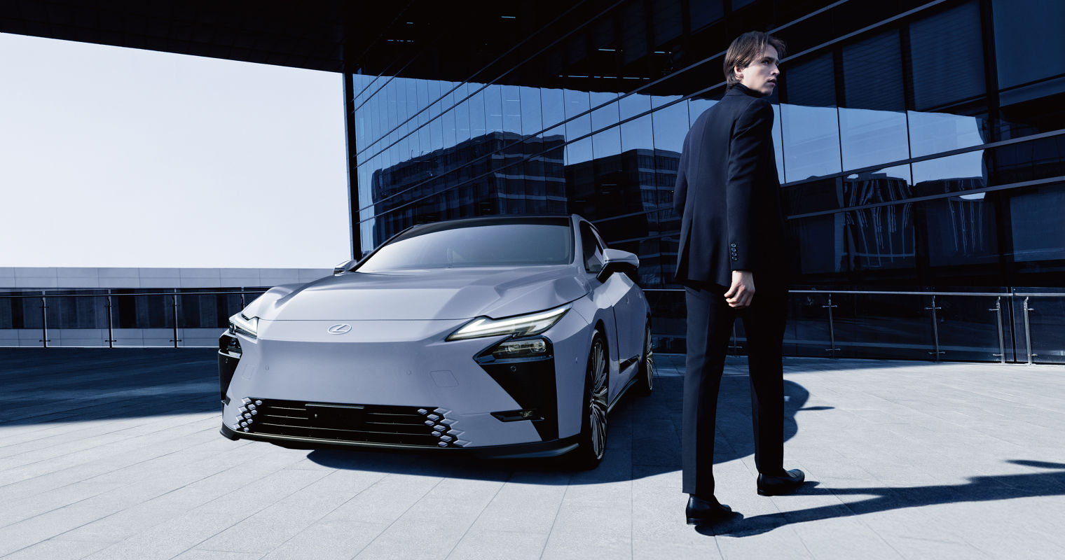 lexus-2026-features-safety-hero-es-350e-luxury-plus-wavelength-l