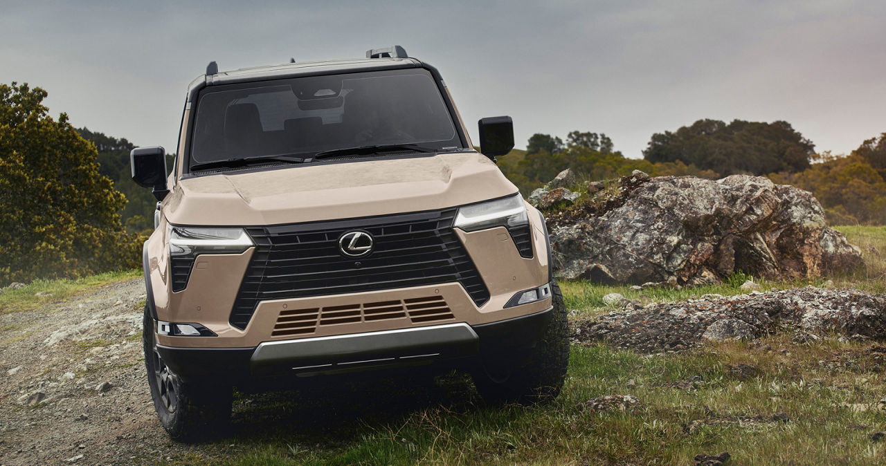lexus-2026-features-technology-gx-550-overtrail-earth-black-roof-l