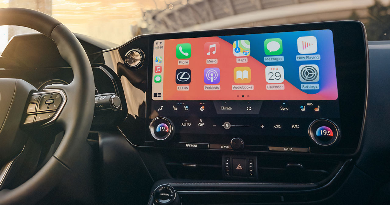 lexus-2026-features-technology-nx-interior-display-l