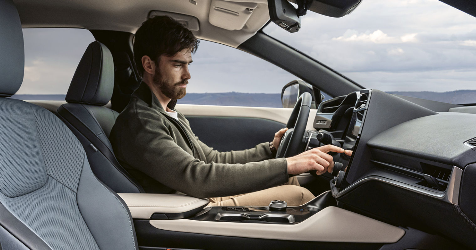 lexus-2026-features-technology-rz-450e-luxury-interior-thunderstorm-nuluxe-l