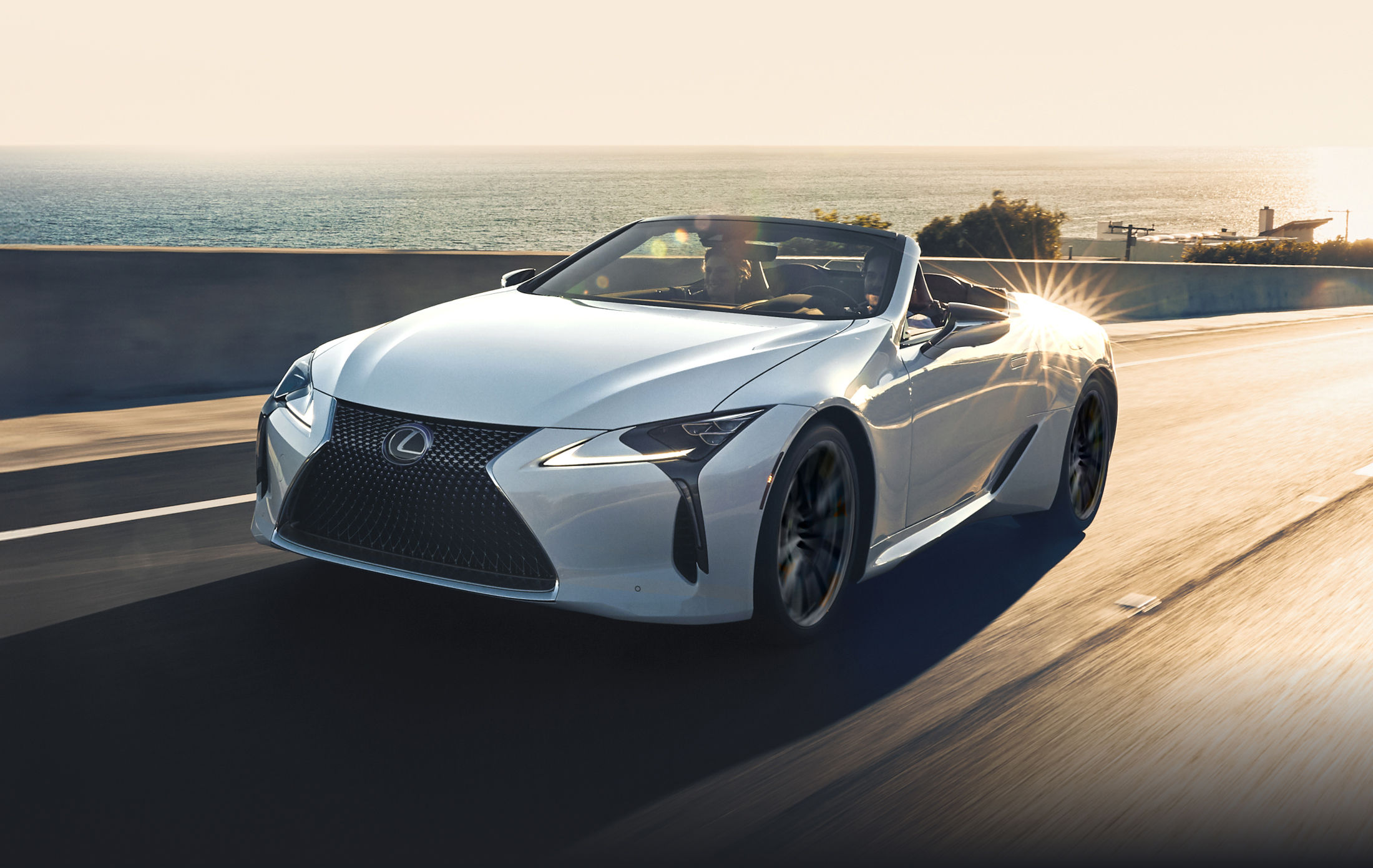 lexus-2026-lc-500-convertible-hero-ultra-white-l