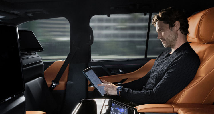 lexus-2027-features-design-lx-700h-executive-vip-pacakge-caramel-sunset-p
