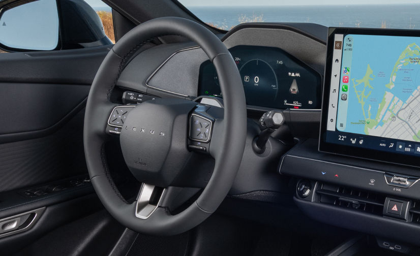 lexus-2027-features-performance-es-350h-premium-black-interior-take-the-wheel-l