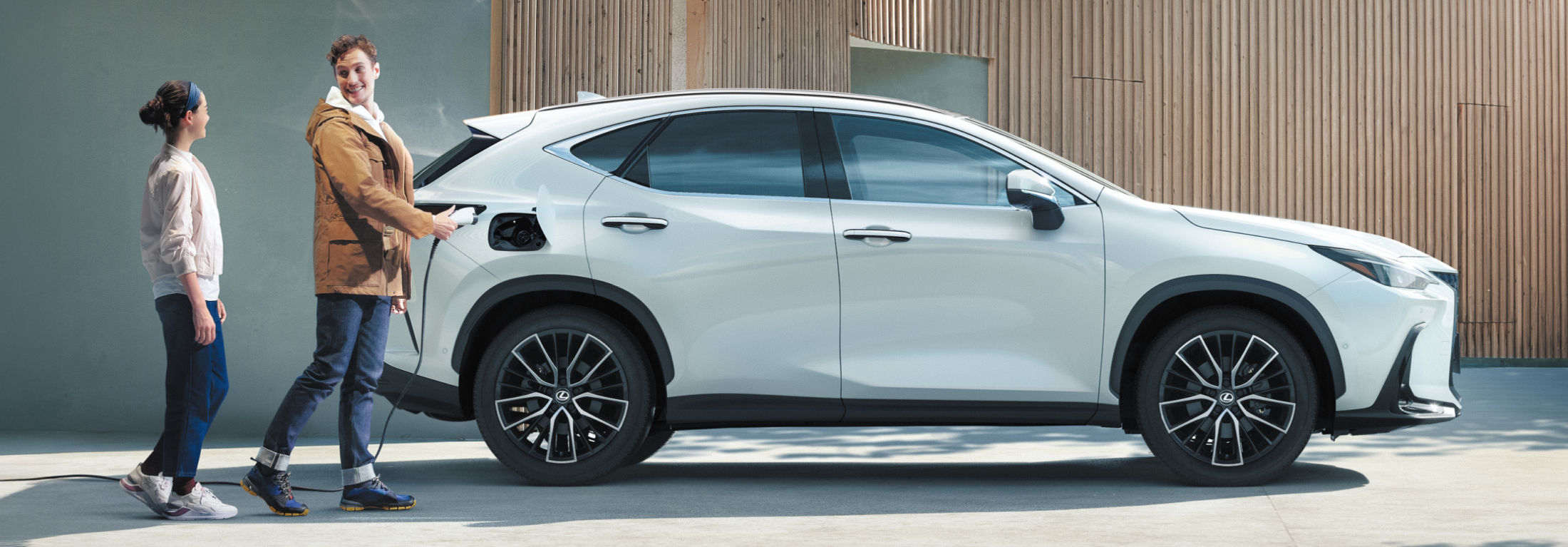 lexus-charging-ev-hero-2026-nx-450h-plus-executive-ultra-white-l