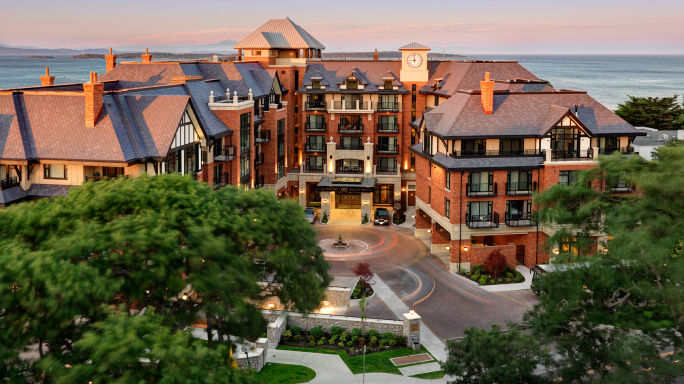 lexus-hotel-partnerships-hotel-oak-bay-beach-hotel