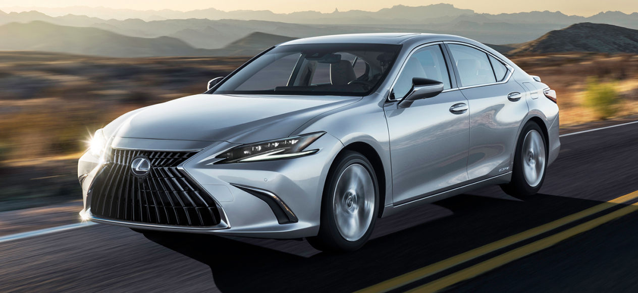 lexus-hybrid-electric-benefits-2023-es-300h-ultra-luxury-iridium-l-1