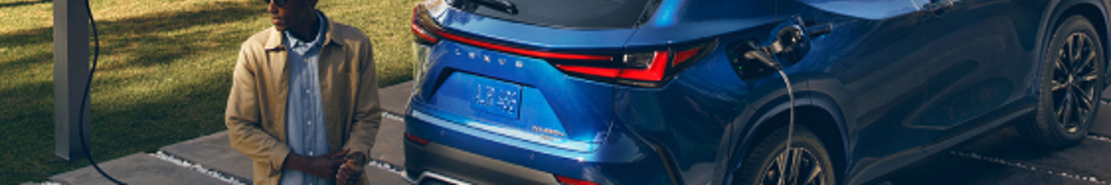 lexus-plug-in-hybrids-charging-2025-nx-450h-plus-fsport-ultrasonic-blue-mica-l-1