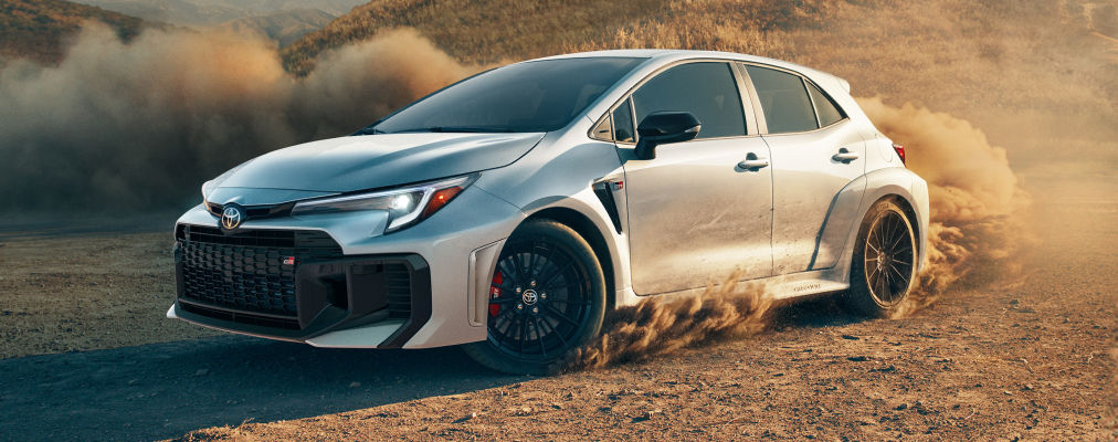 styleguide_toyota-2025-gr-corolla-core-exterior-white-tile-l