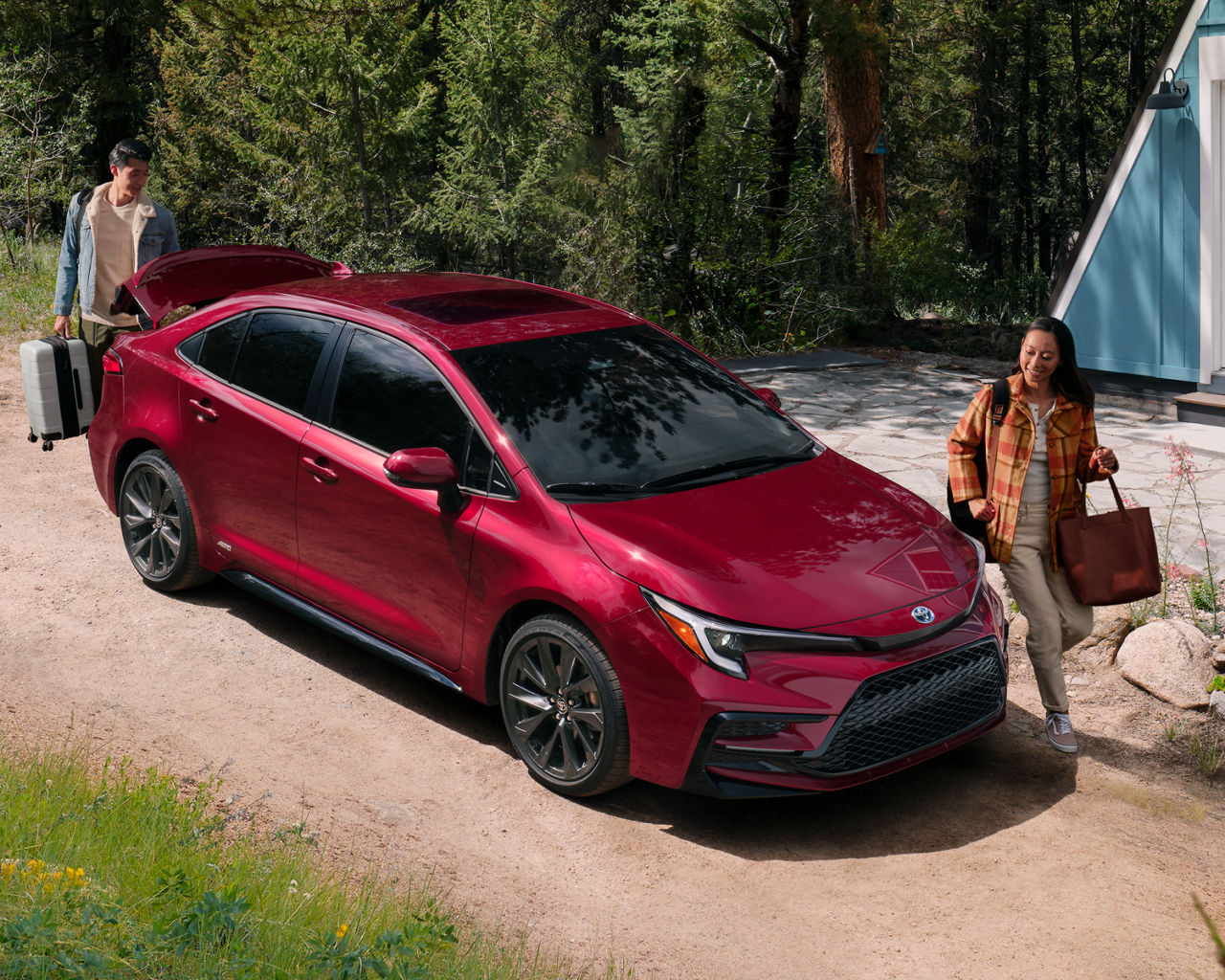 toyota-2025-corolla-hybrid-se-awd-ruby-flare-pearl-top-l