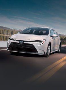 toyota-2025-features-corolla-hybrid-white-s