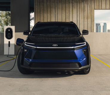 toyota-2025-overview-electrify-your-ride-banner-rav4-plug-in-hybrid-2026-bz-limited-blueprint-l