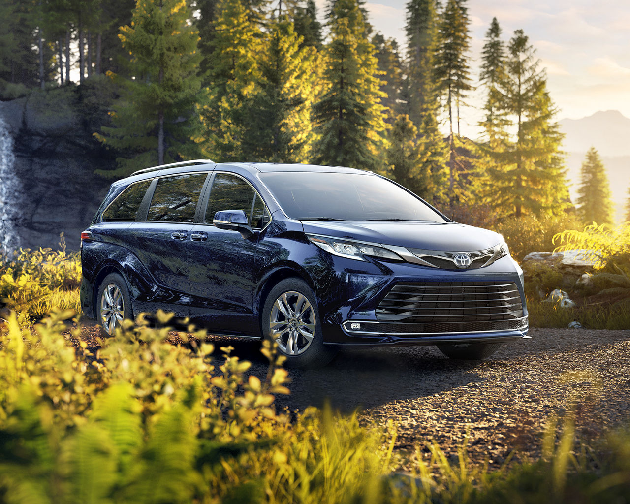 toyota-2025-sienna-limited-exterior-blueprint-l
