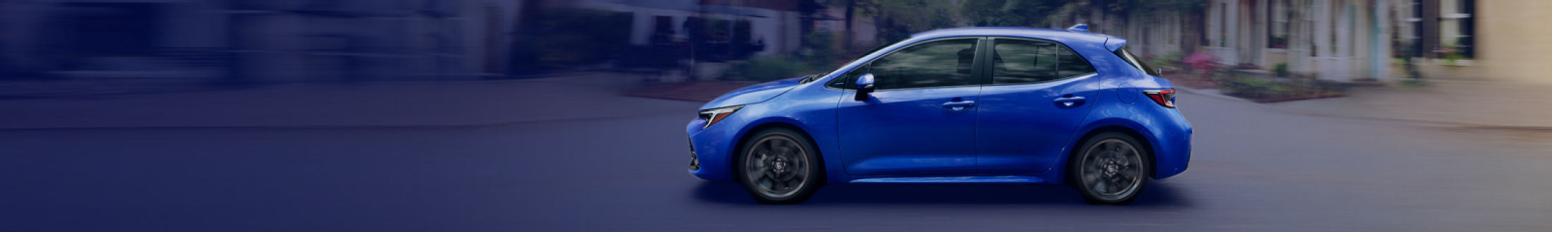 toyota-2026-cross-shop-banner-corolla-hatchback-xse-blue-crush-metalic-l-1