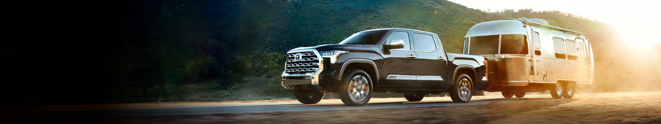toyota-2026-cross-shop-tundra-hybrid-platinum-1794-midnight-black-metallic-towing-l-1