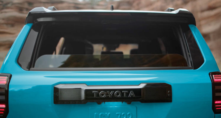 toyota-2026-features-design-4runner-trd-pro-wave-maker-rear-window-p