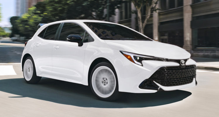 toyota-2026-features-design-corolla-hatchback-fx-edition-black-new-p