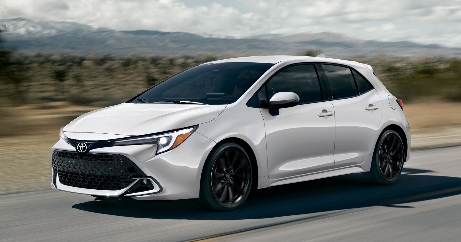 toyota-2026-features-design-hero-corolla-hatchback-xse-wind-chill-pearl-l