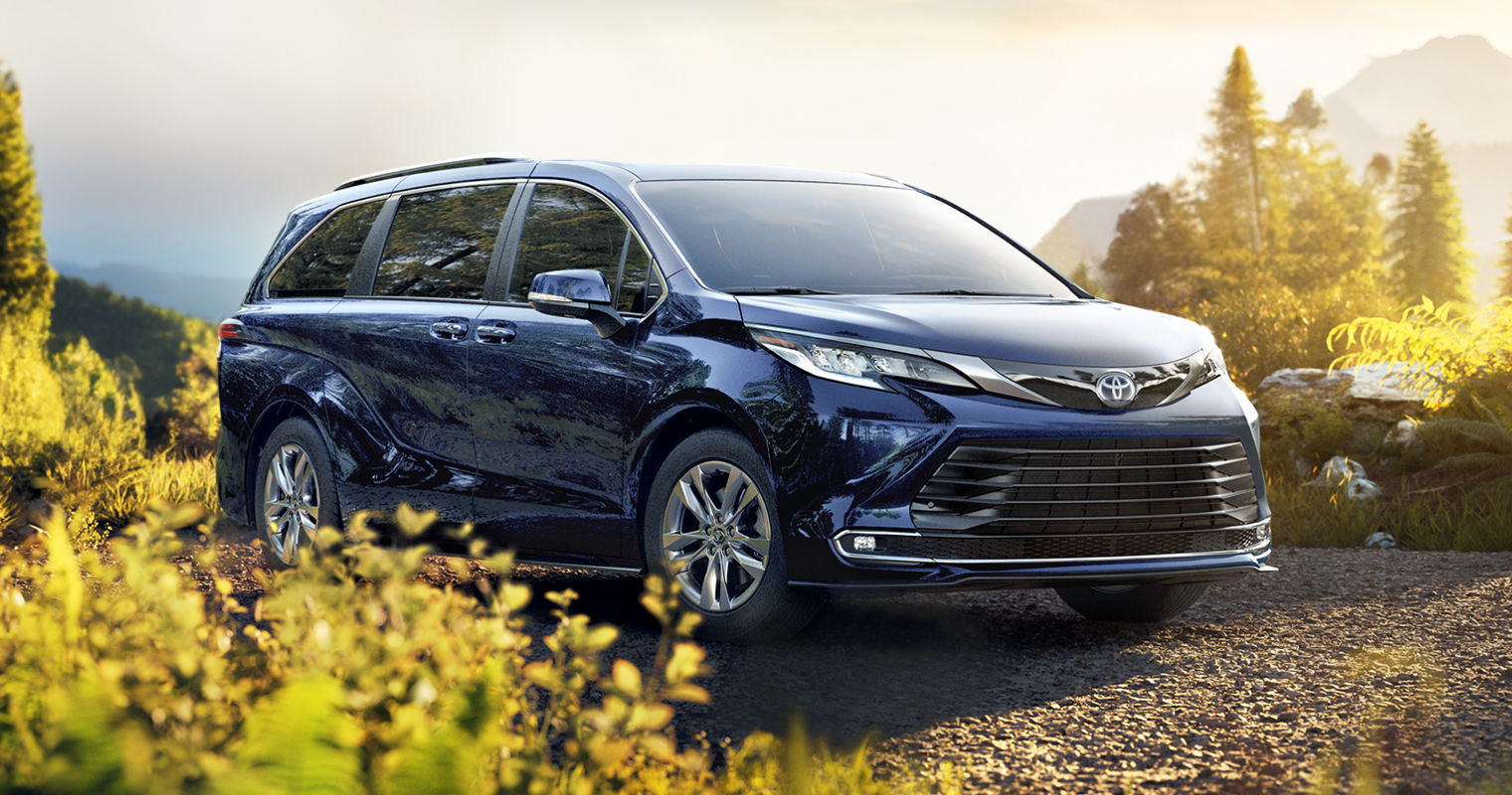 toyota-2026-features-design-hero-sienna-limited-blueprint-l