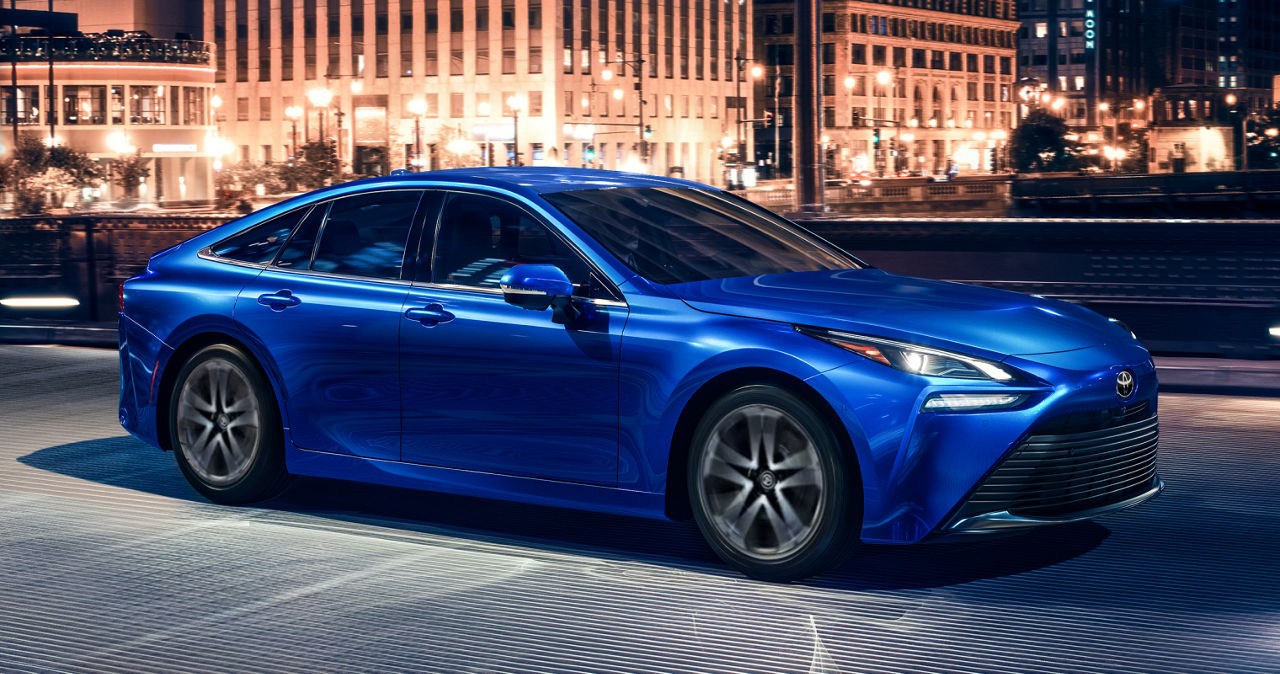 toyota-2026-features-design-mirai-hydro-blue-l