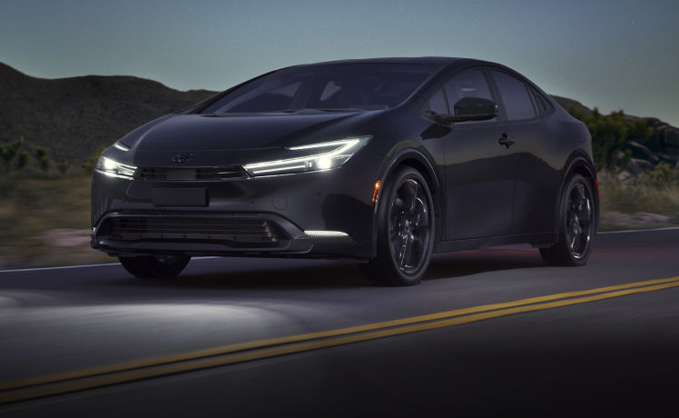 toyota-2026-features-design-prius-plug-in-hybrid-nightshade-edition-midnight-black-metallic-p