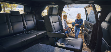 toyota-2026-features-design-sequoia-platinum-leather-black-seating-s