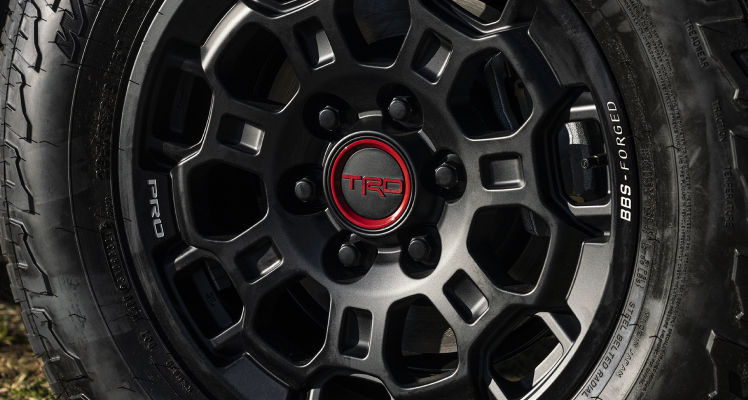 toyota-2026-features-design-sequoia-sr5-trd-off-road-rims-p